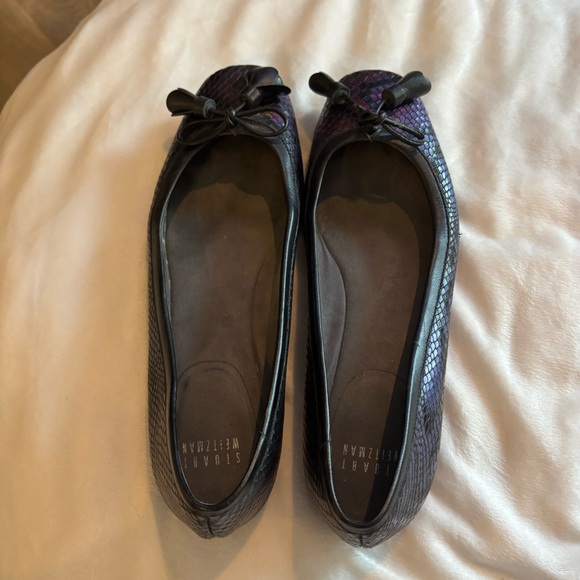 Stuart Weitzman Black and Purple Snakeskin Flats 7.5 - Picture 6 of 12